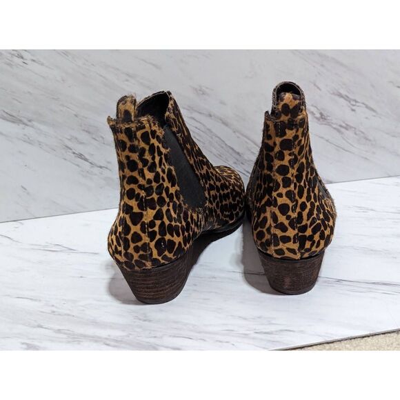 Vince Camuto Women's Brown Animal Leopard Print Muse Genuine Calf Hair Bootie 8 - Picture 9 of 9